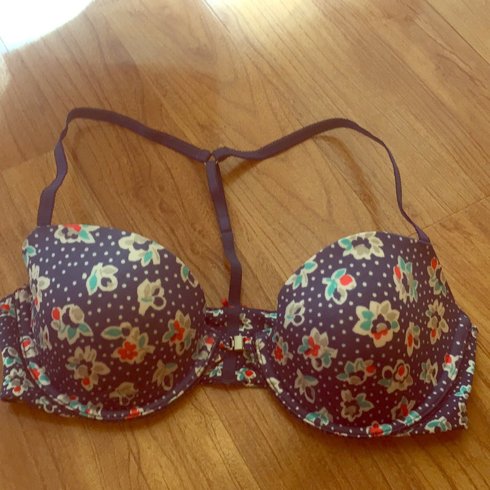 Aerie Ella Bra sz 34C front closure, T-strap